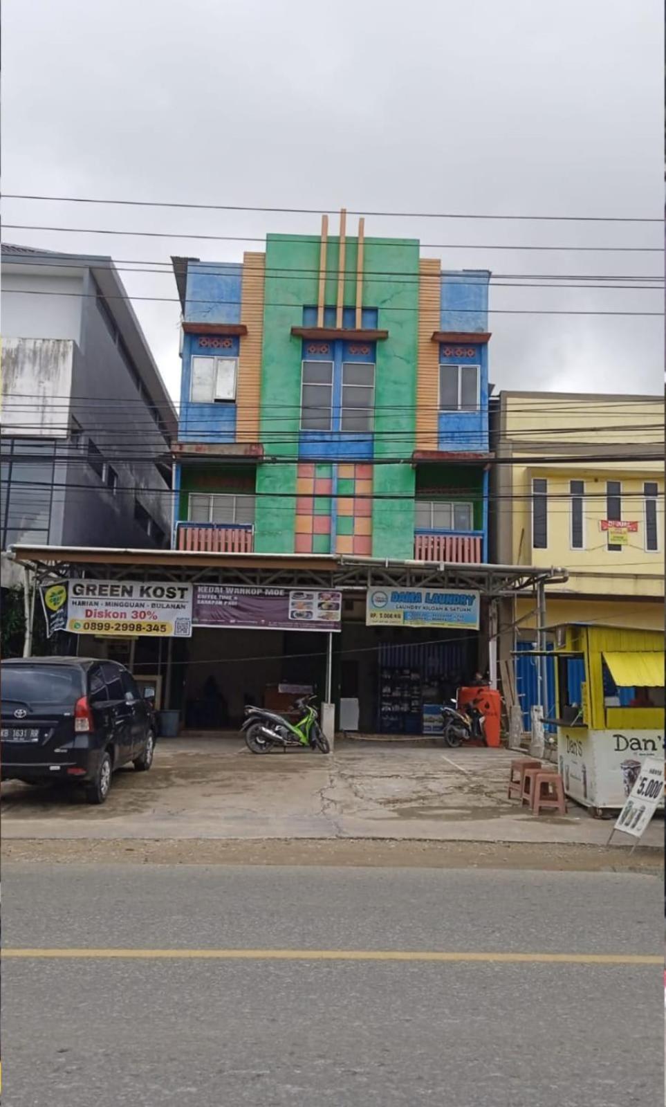 Sintang Greenkostホステル エクステリア 写真